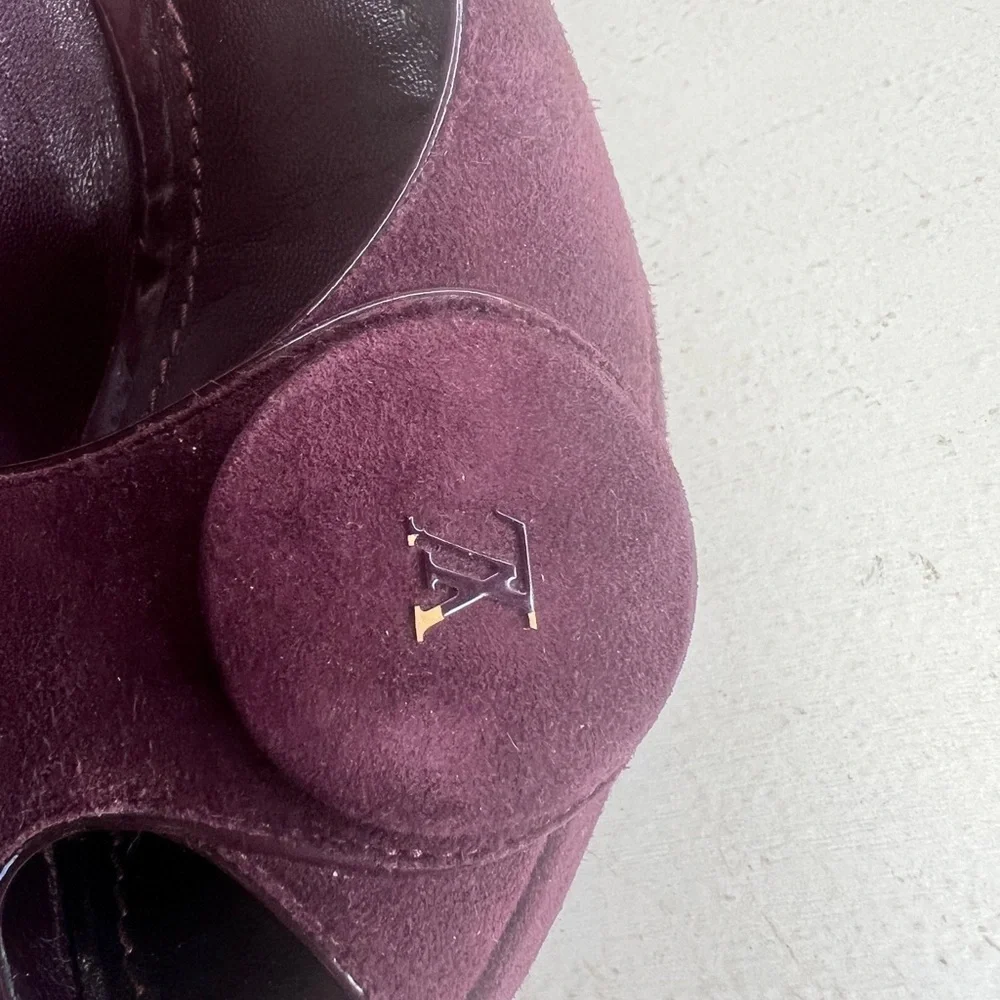 LOUIS VUITTON Size 36.5 Aubergine Purple Suede Chelsea Peep Toe Pumps